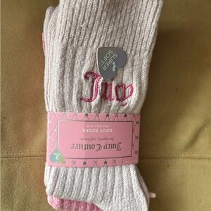 JUICY COUTURE WOMENS TWO PACK
OF SOCKS - ONE PINK ONE WHITE NEW